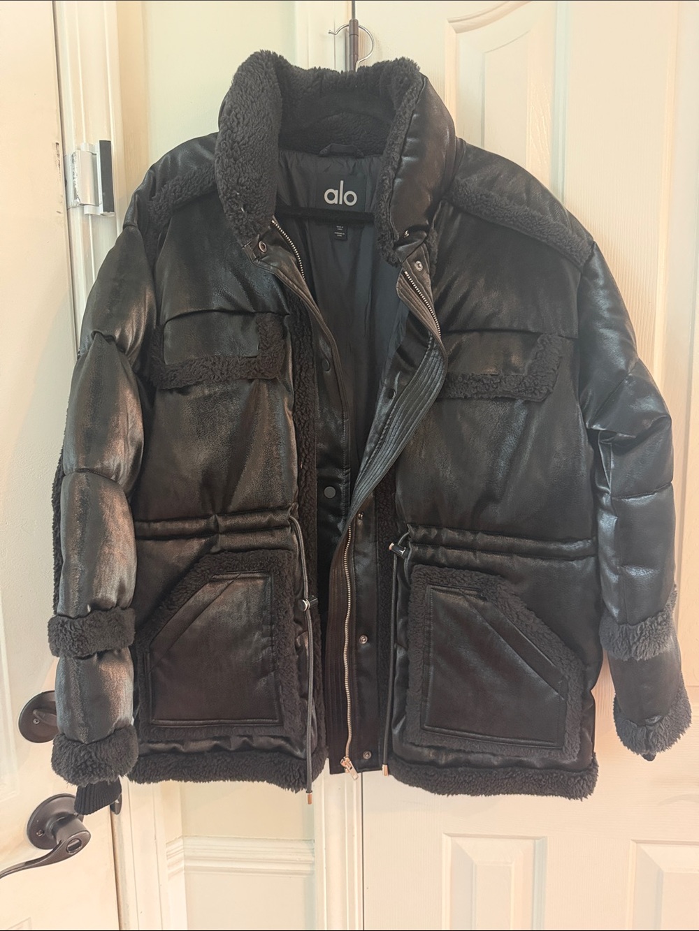 ALO “Ice Breaker” puffer coat. Work once. Perfect condition.